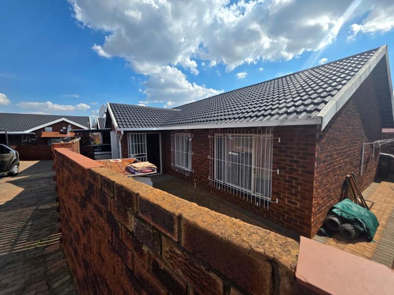 2 Bedroom Property for Sale in Krugersdorp North Gauteng