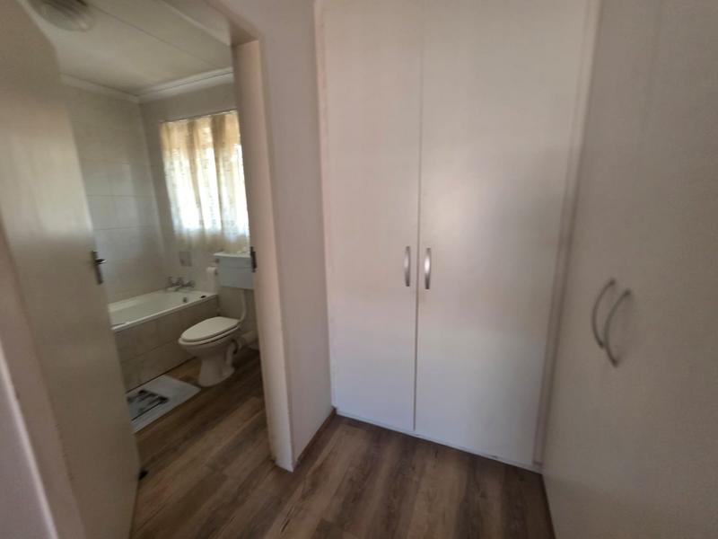 2 Bedroom Property for Sale in Krugersdorp North Gauteng