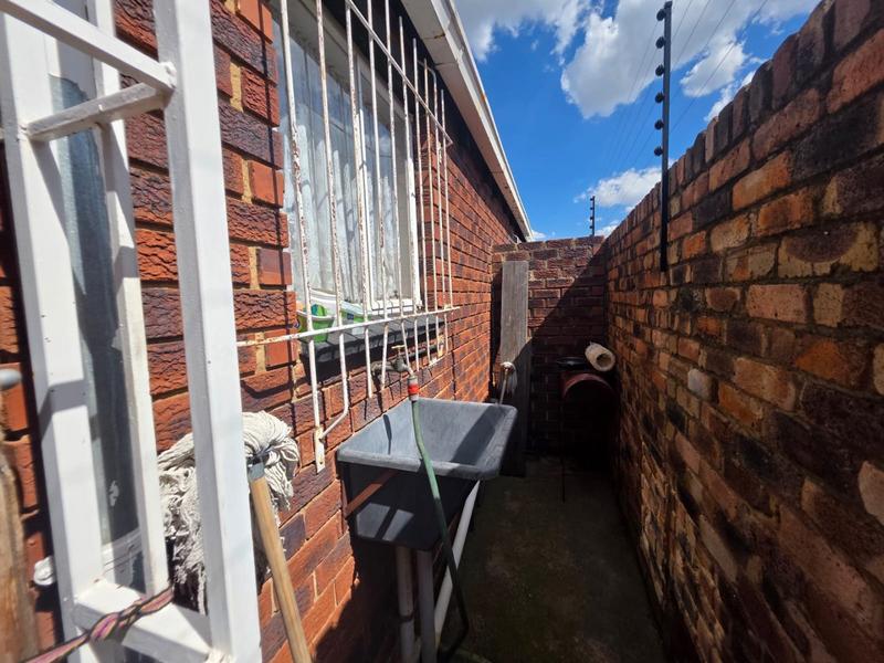 2 Bedroom Property for Sale in Krugersdorp North Gauteng