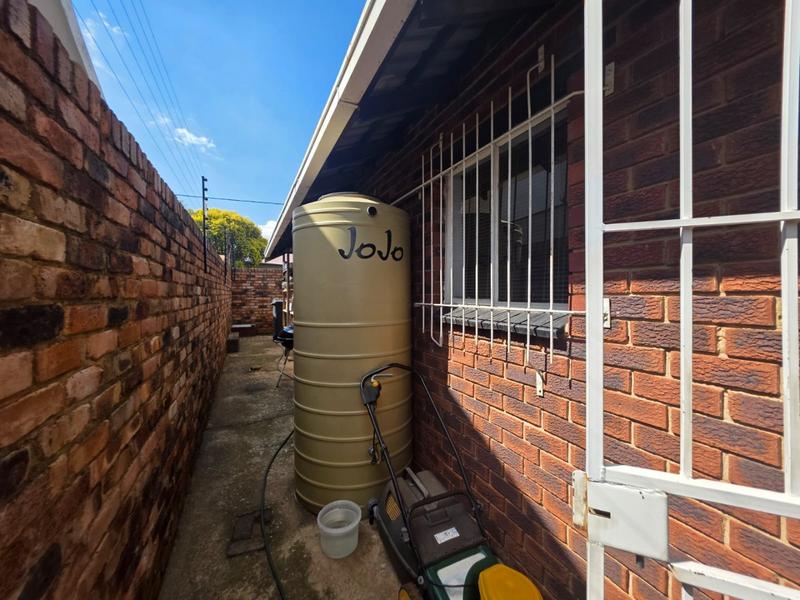 2 Bedroom Property for Sale in Krugersdorp North Gauteng