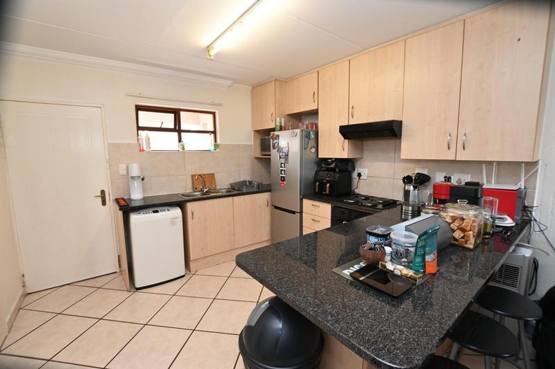 To Let 1 Bedroom Property for Rent in Paulshof Gauteng