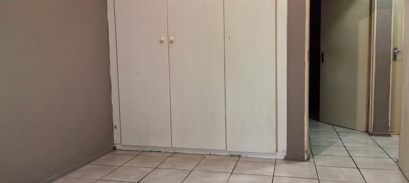 2 Bedroom Property for Sale in Halfway Gardens Gauteng