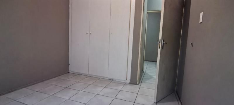 2 Bedroom Property for Sale in Halfway Gardens Gauteng