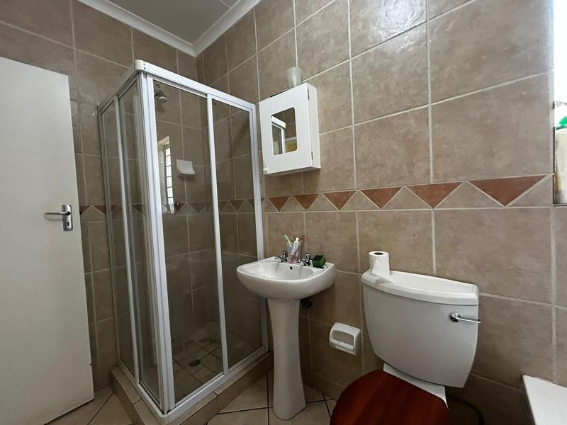 2 Bedroom Property for Sale in Vorna Valley Gauteng