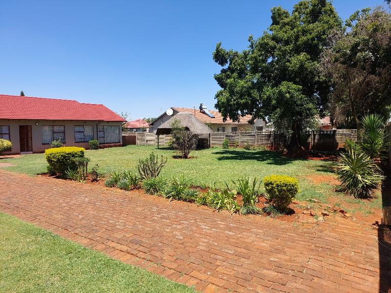 To Let 3 Bedroom Property for Rent in Dawn Park Gauteng