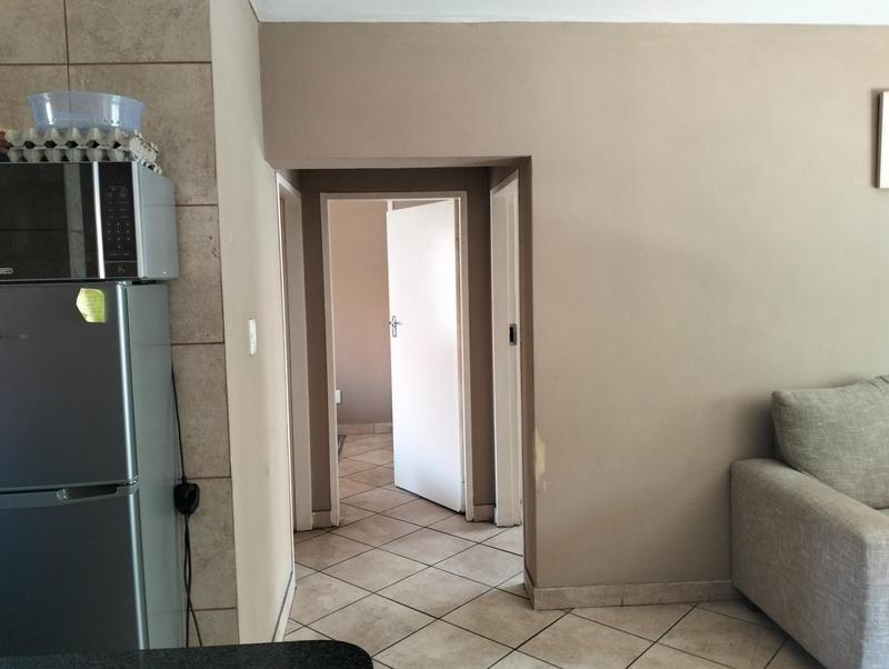 2 Bedroom Property for Sale in Kosmosdal Gauteng
