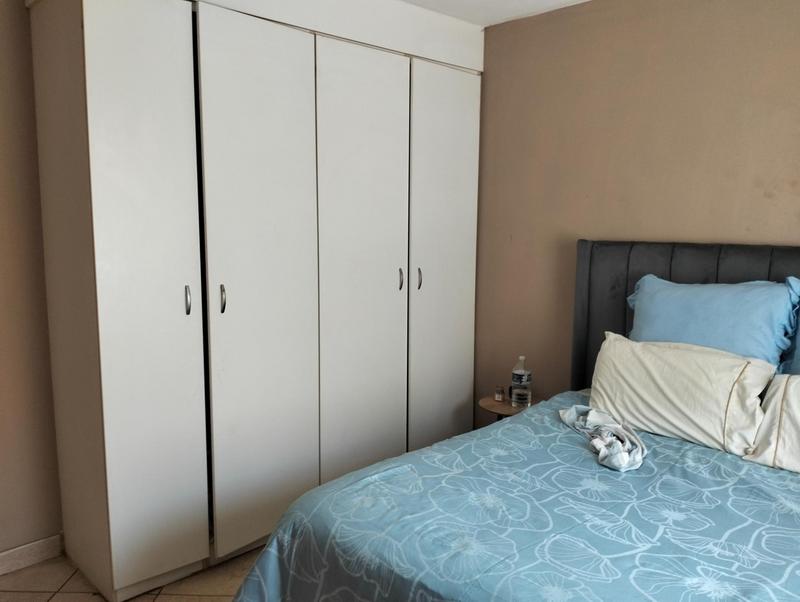 2 Bedroom Property for Sale in Kosmosdal Gauteng