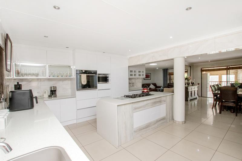 4 Bedroom Property for Sale in Rangeview Gauteng