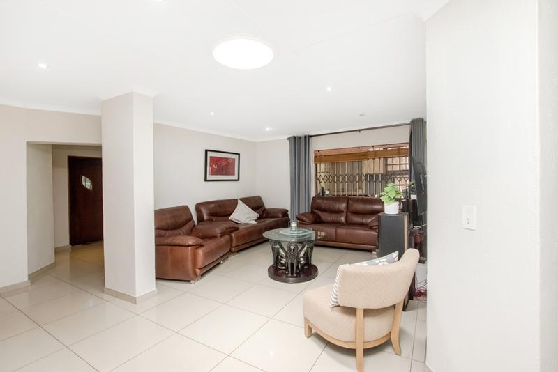 4 Bedroom Property for Sale in Rangeview Gauteng