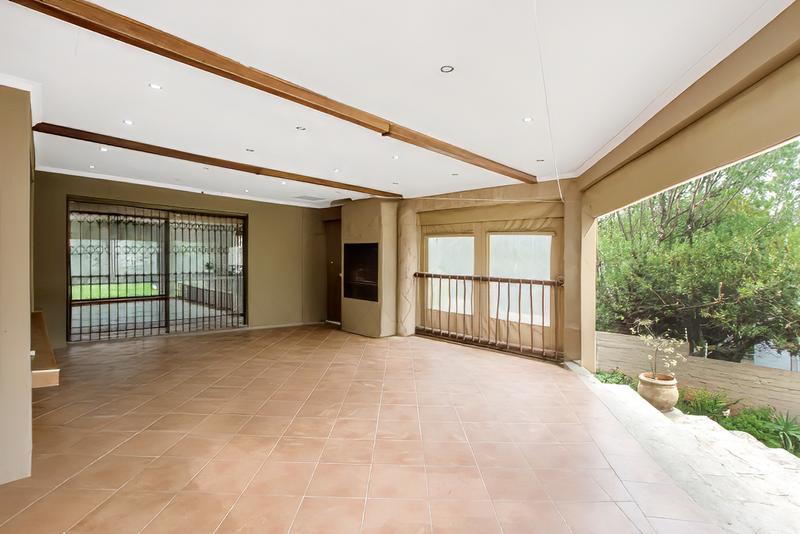 4 Bedroom Property for Sale in Rangeview Gauteng