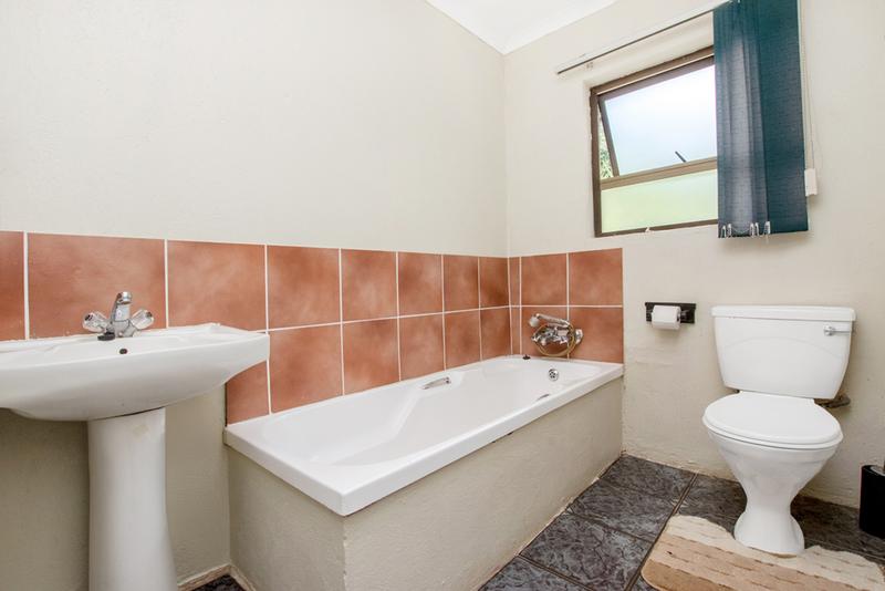 4 Bedroom Property for Sale in Rangeview Gauteng