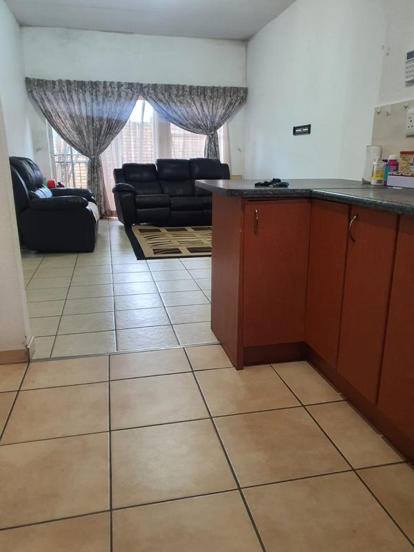 2 Bedroom Property for Sale in Florida Gauteng
