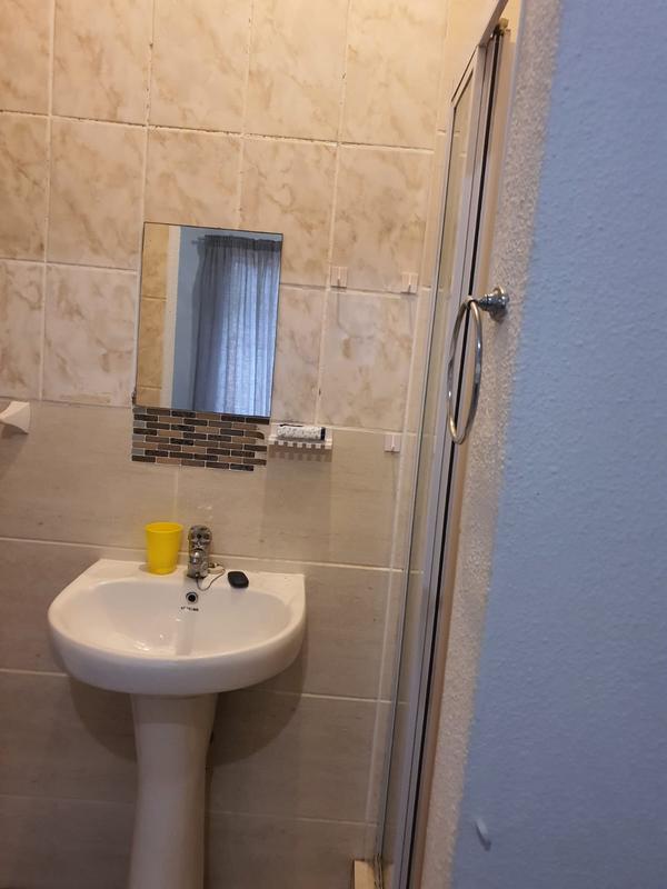 2 Bedroom Property for Sale in Florida Gauteng