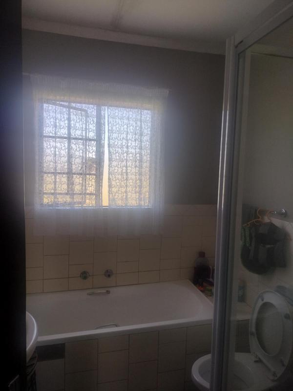 3 Bedroom Property for Sale in Groblerpark Gauteng