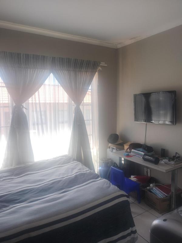 3 Bedroom Property for Sale in Groblerpark Gauteng