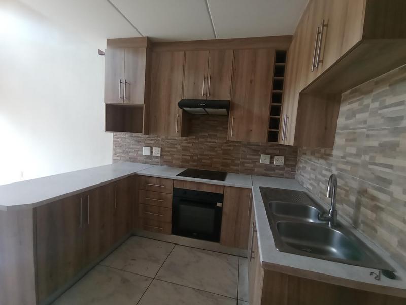 2 Bedroom Property for Sale in Honeypark Gauteng