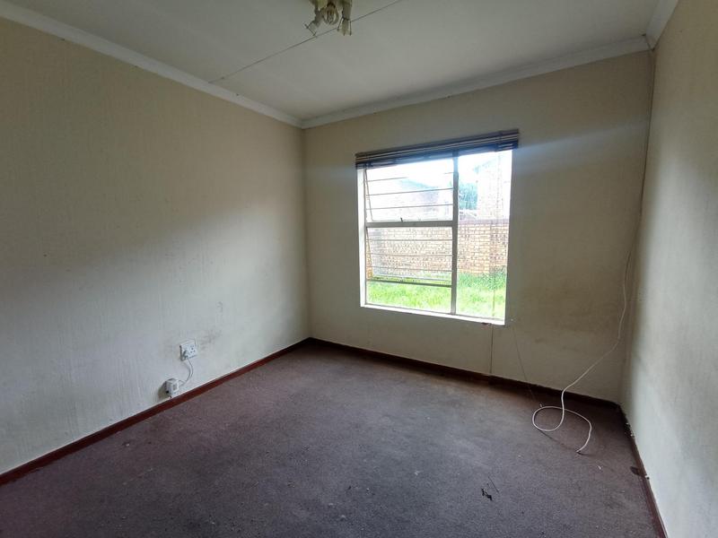 2 Bedroom Property for Sale in Honeypark Gauteng