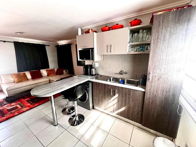 To Let 3 Bedroom Property for Rent in Protea Glen Gauteng