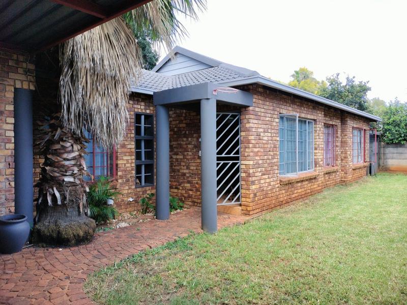 4 Bedroom Property for Sale in Doornpoort Gauteng