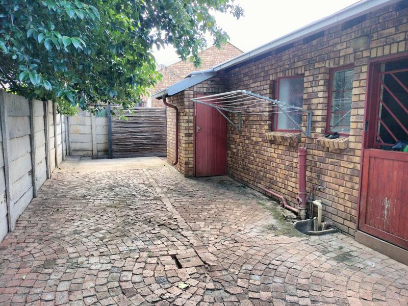 4 Bedroom Property for Sale in Doornpoort Gauteng