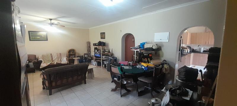 4 Bedroom Property for Sale in Mountain View Gauteng