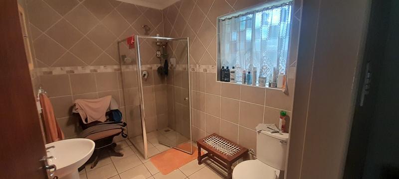 4 Bedroom Property for Sale in Mountain View Gauteng