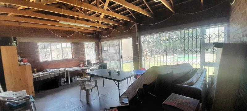 4 Bedroom Property for Sale in Mountain View Gauteng