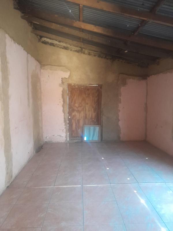 2 Bedroom Property for Sale in Thulani Gauteng