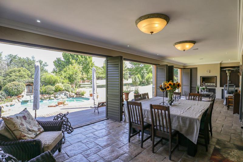 6 Bedroom Property for Sale in Chartwell Gauteng