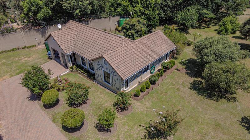 6 Bedroom Property for Sale in Chartwell Gauteng