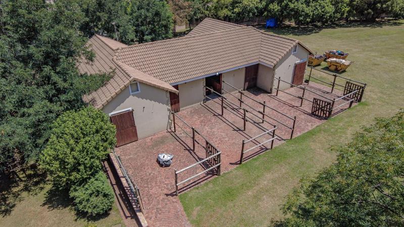 6 Bedroom Property for Sale in Chartwell Gauteng