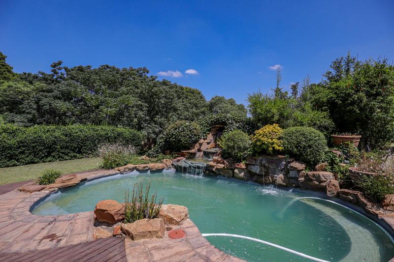 6 Bedroom Property for Sale in Chartwell Gauteng