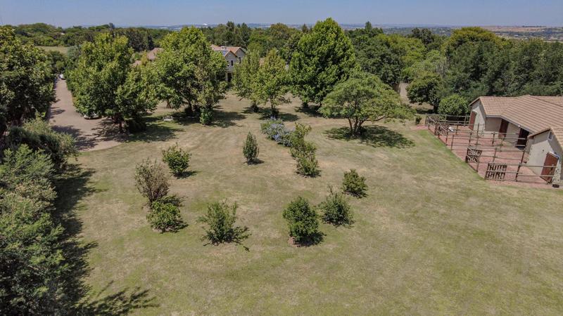 6 Bedroom Property for Sale in Chartwell Gauteng