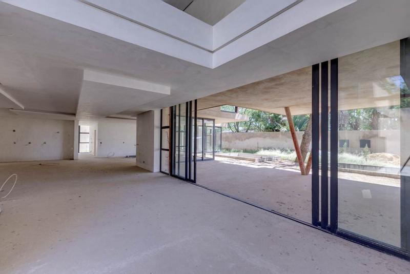 5 Bedroom Property for Sale in Hurlingham Gauteng