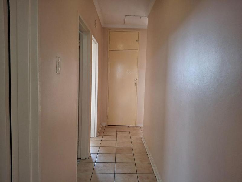 2 Bedroom Property for Sale in Morehill Gauteng