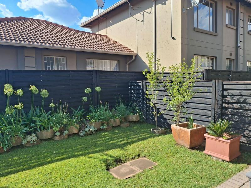 2 Bedroom Property for Sale in Rynfield Gauteng