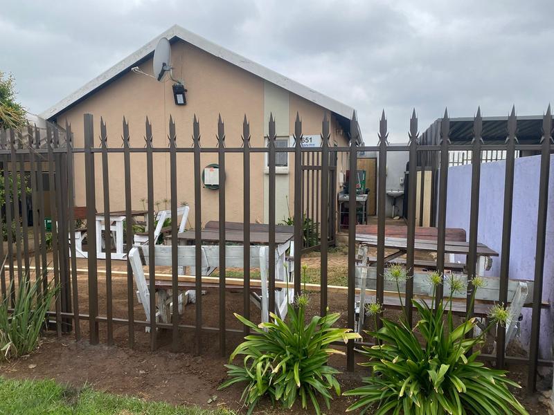 2 Bedroom Property for Sale in Windmill Park Gauteng