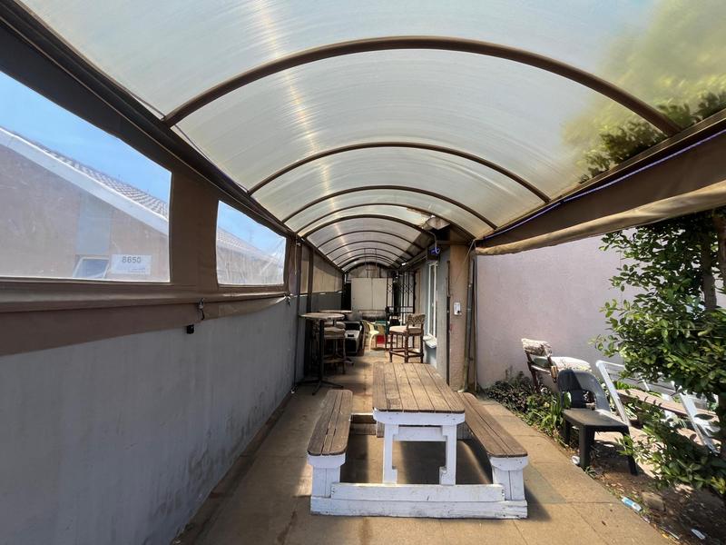 2 Bedroom Property for Sale in Windmill Park Gauteng