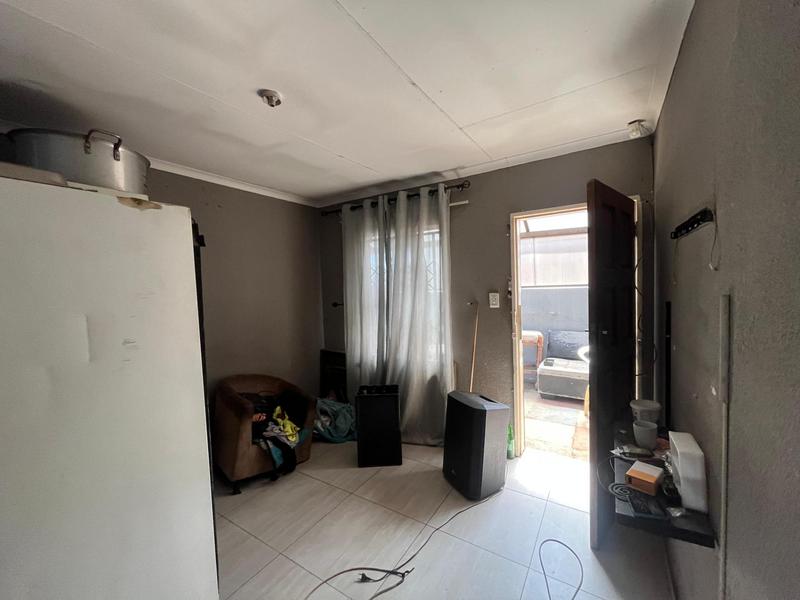 2 Bedroom Property for Sale in Windmill Park Gauteng