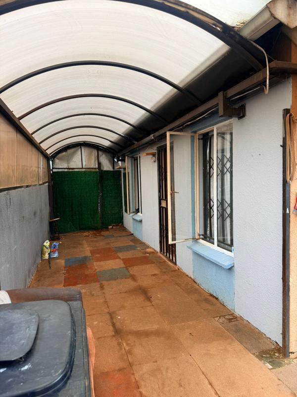 2 Bedroom Property for Sale in Windmill Park Gauteng