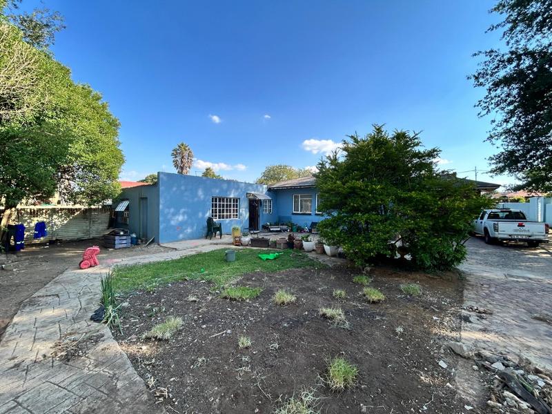 7 Bedroom Property for Sale in Brenthurst Gauteng