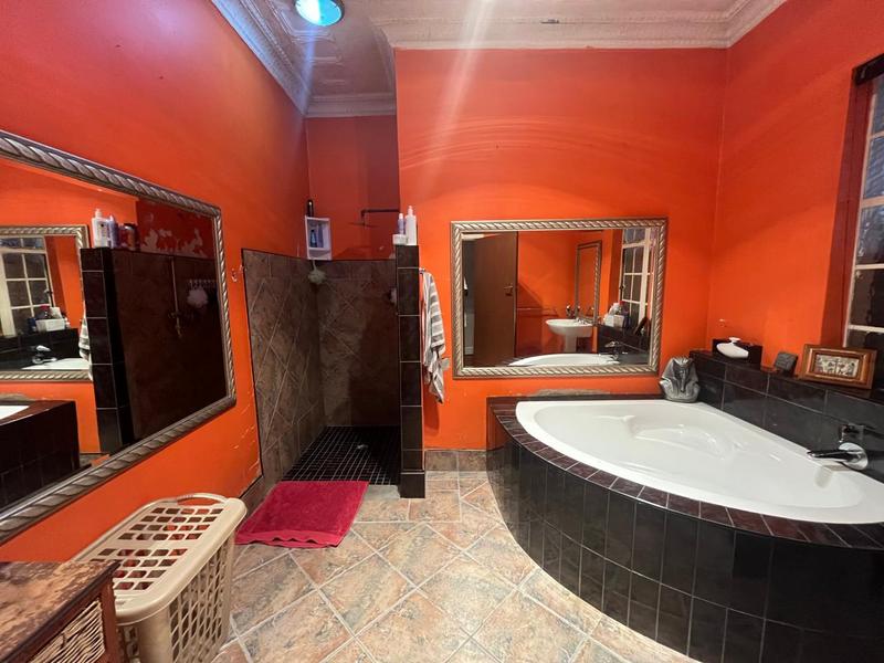 4 Bedroom Property for Sale in Delville Gauteng