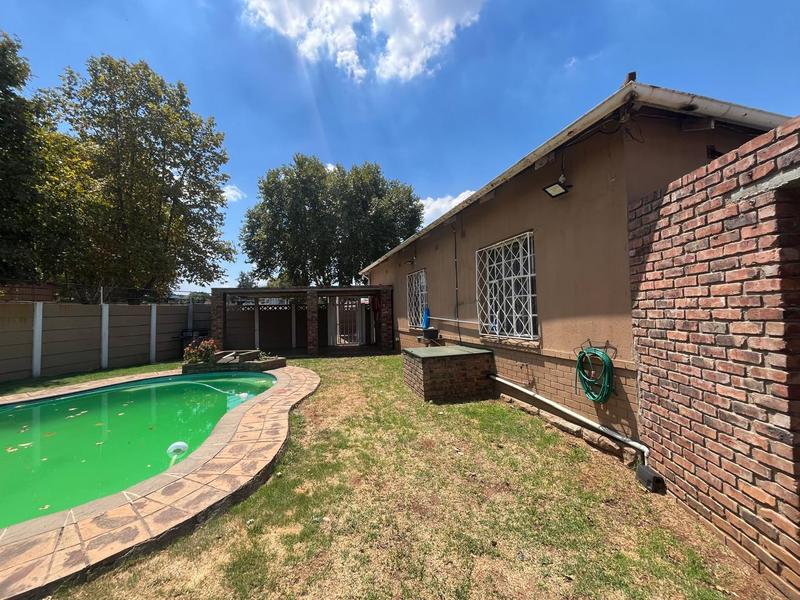 4 Bedroom Property for Sale in Delville Gauteng