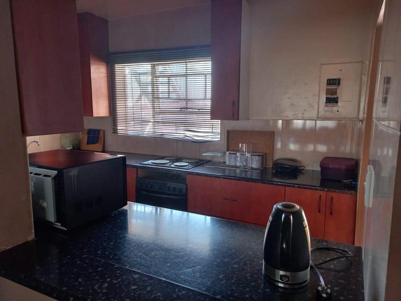 2 Bedroom Property for Sale in Germiston South Gauteng