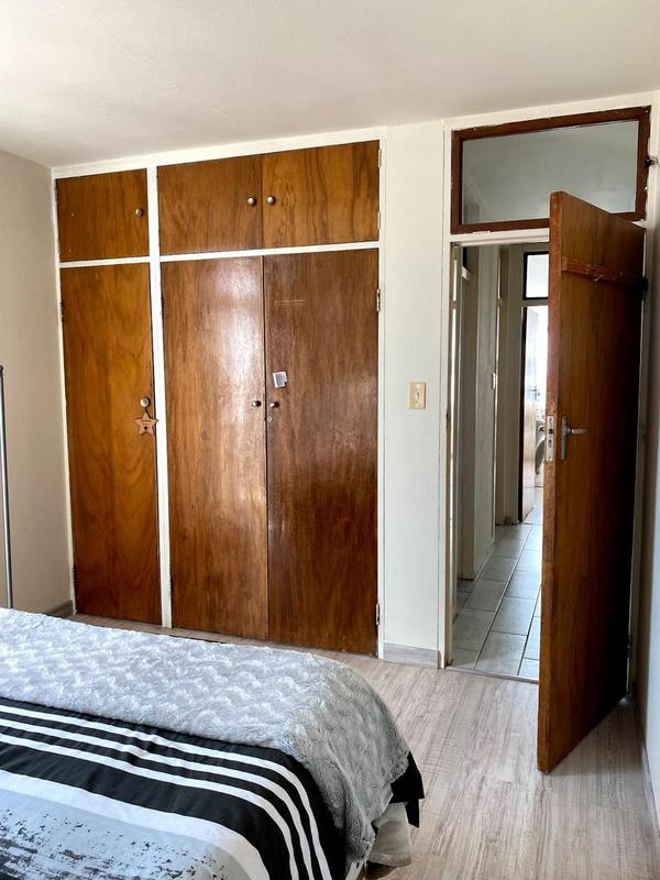 2 Bedroom Property for Sale in Braamfontein Gauteng