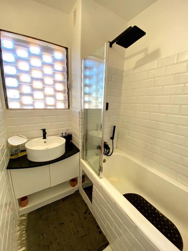 2 Bedroom Property for Sale in Braamfontein Gauteng