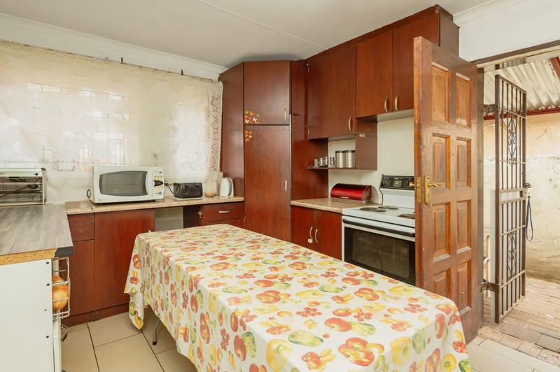 4 Bedroom Property for Sale in Lenasia South Gauteng