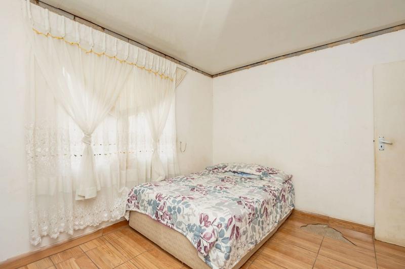 4 Bedroom Property for Sale in Lenasia South Gauteng