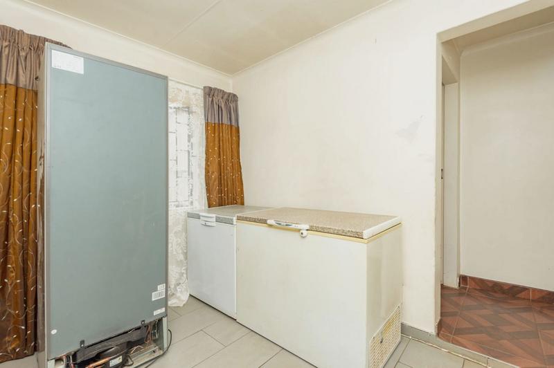 4 Bedroom Property for Sale in Lenasia South Gauteng