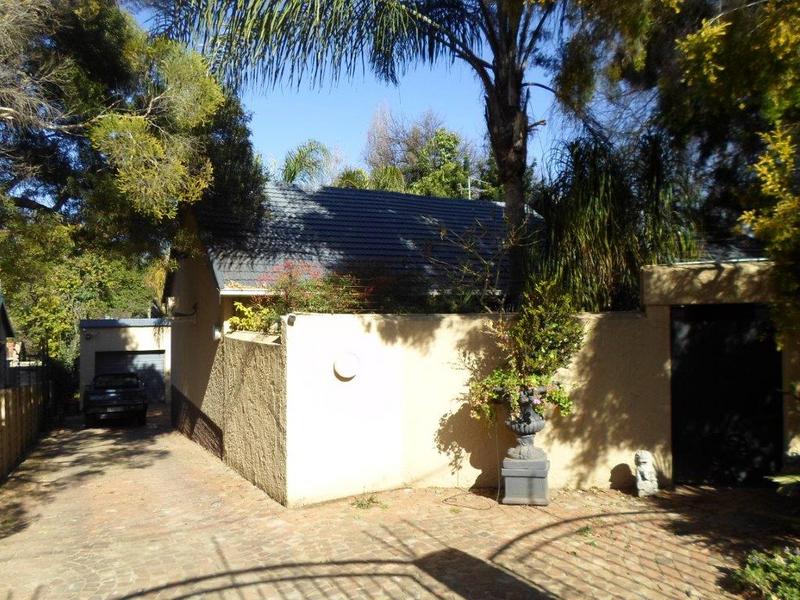 3 Bedroom Property for Sale in Lyndhurst Gauteng